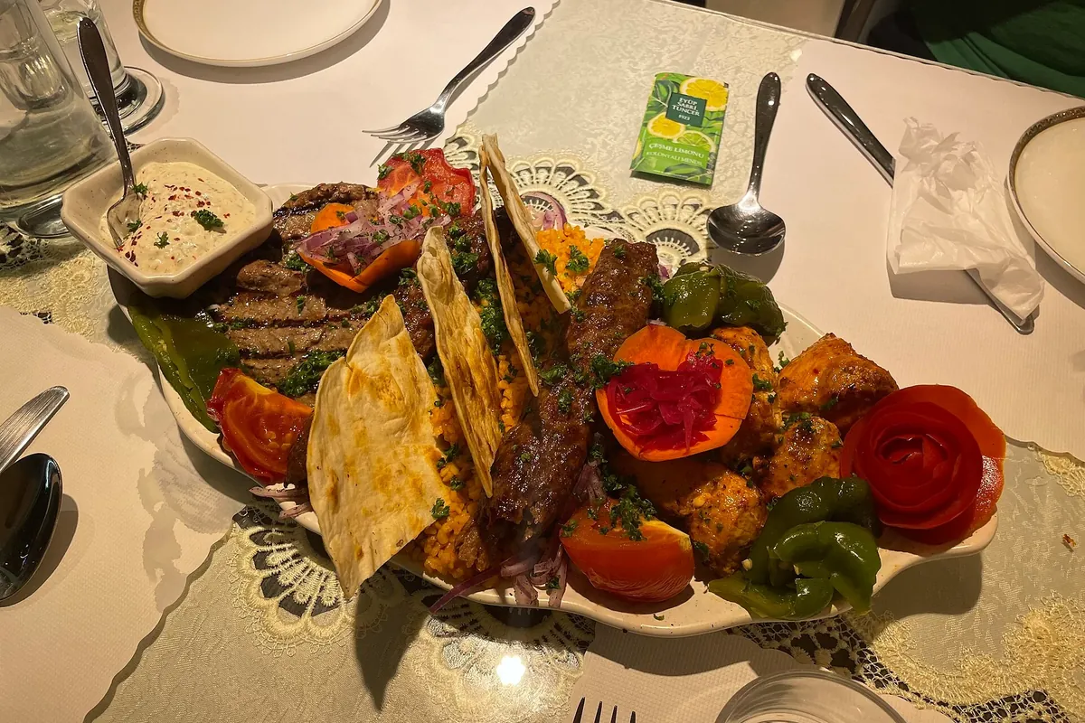 Hatay Medeniyetler Sofrasi, Istanbul (representative Turkish cuisine image)