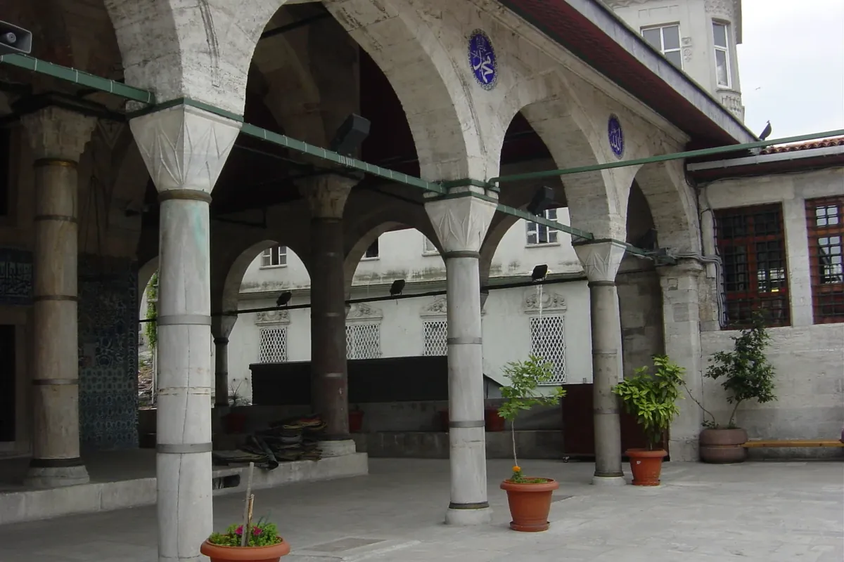 Rustem Pasha Mosque (Rustem Pasha Camii), Istanbul