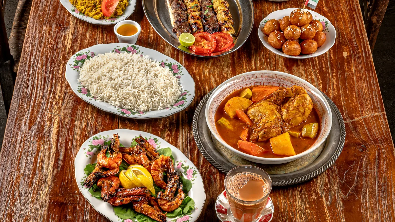 مطعم ومقهى الفنار — السيف
