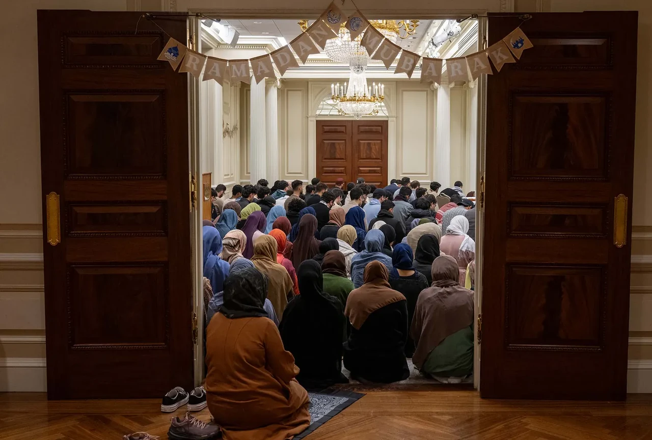 رمضان في بوسطن (إفطارات جماعية وتراويح)