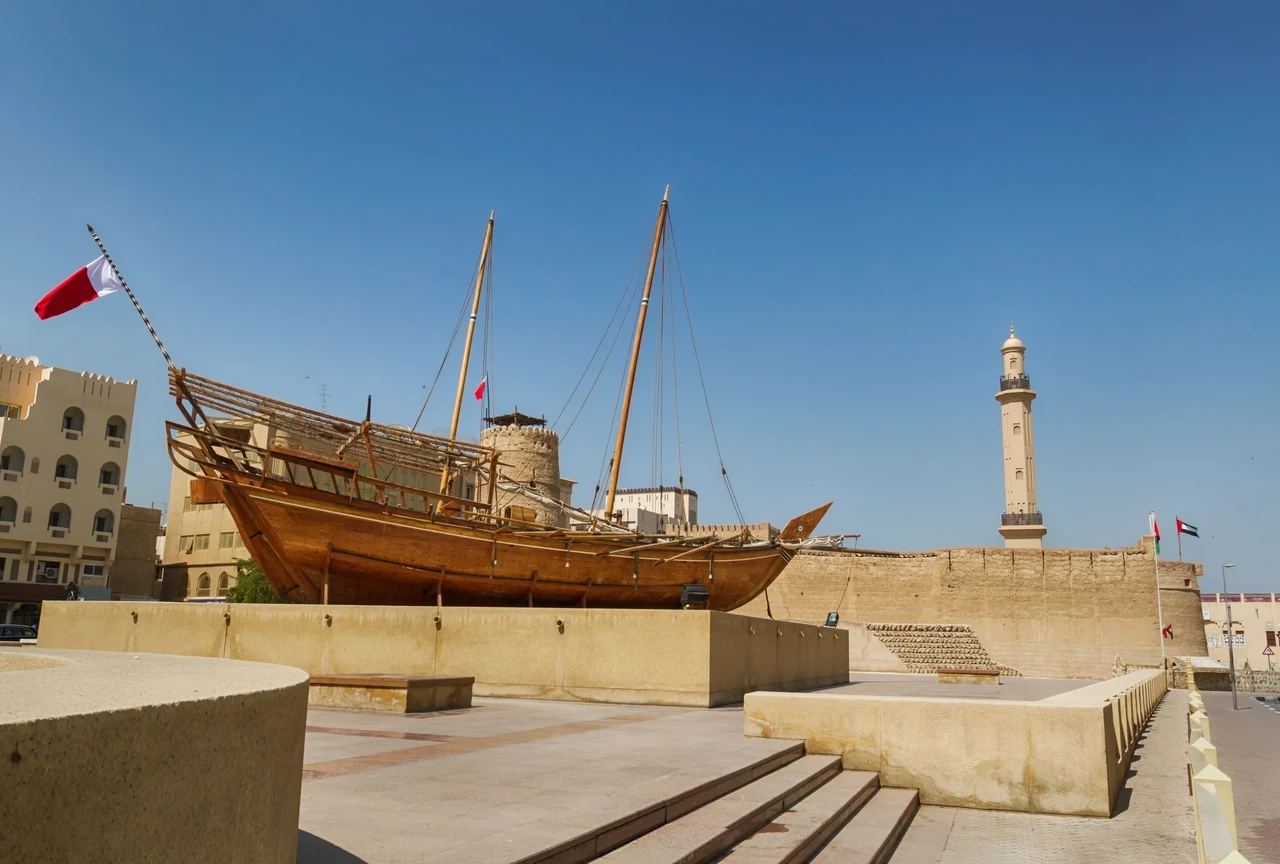 Al Fahidi Fort and Dubai Museum in Bur Dubai