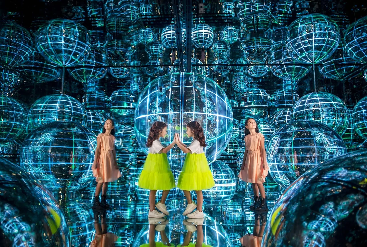 Immersive light installation at AYA Universe in Dubai