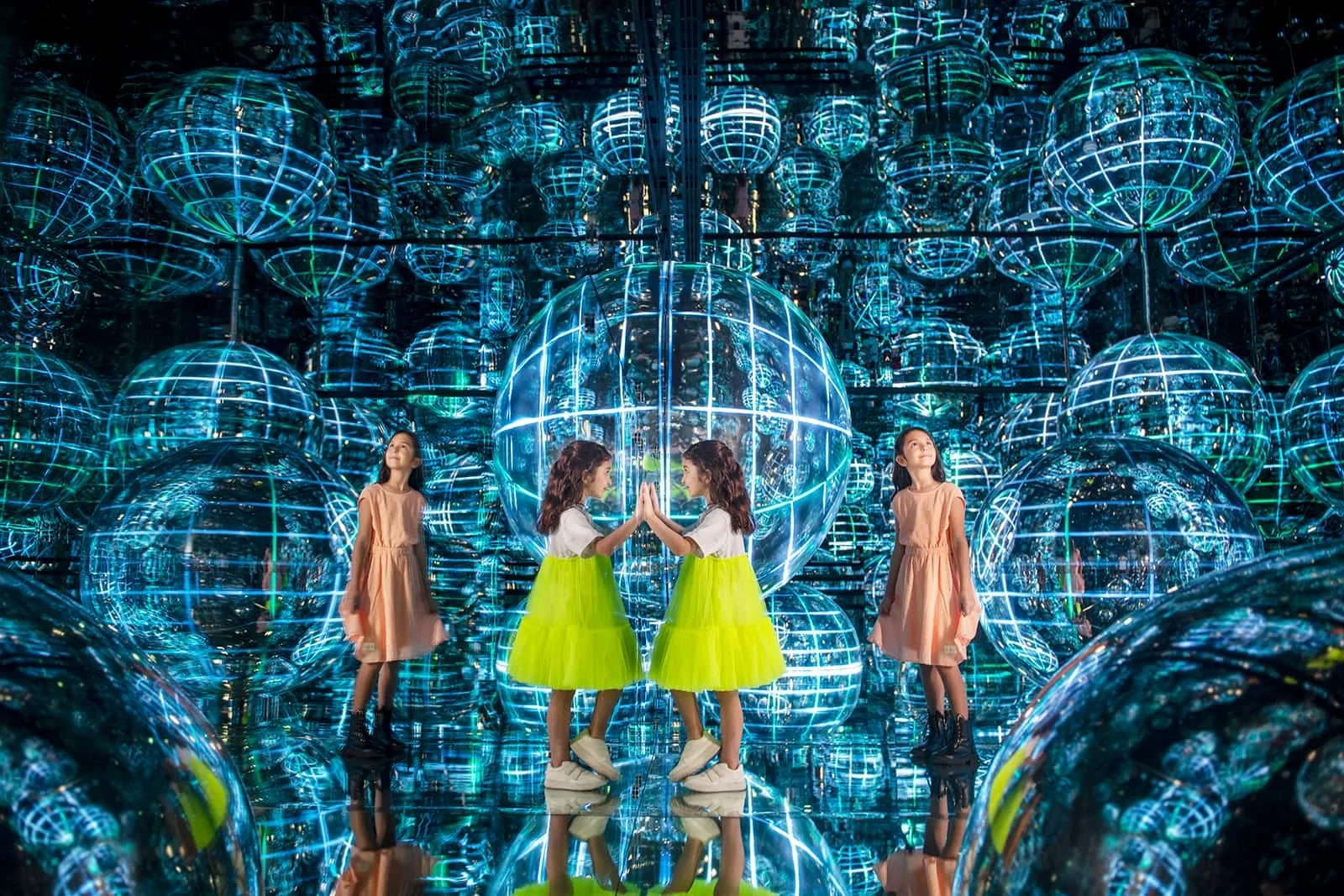 Immersive light installation at AYA Universe in Dubai