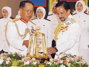 عيد ميلاد سلطان بروناي