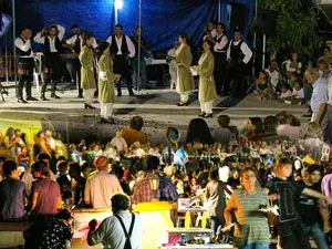 مهرجان القرية