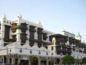متحف مدينة الطيبات