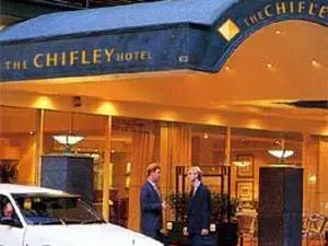 Chifley on George