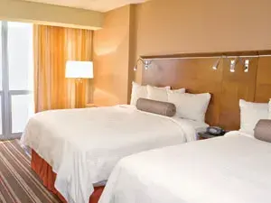 فندق إيسيكس إن