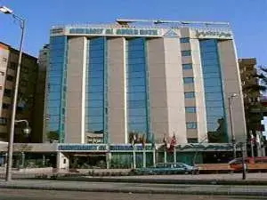 هوسا الأهرامات