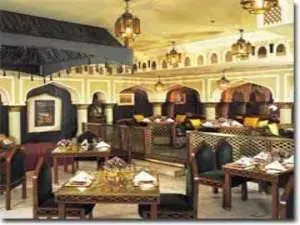 مطعم موغل