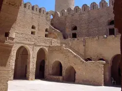 جولة ثقافية سيراً على الأقدام في تونس