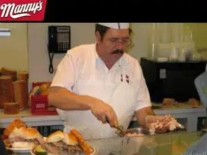 مقهى و ديلي مانيز