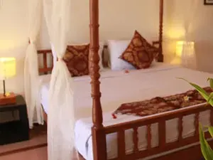 Frangipani Hotel
