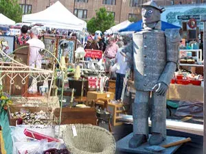 Chicago Antique Market
