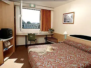 فندق آيبس عمان