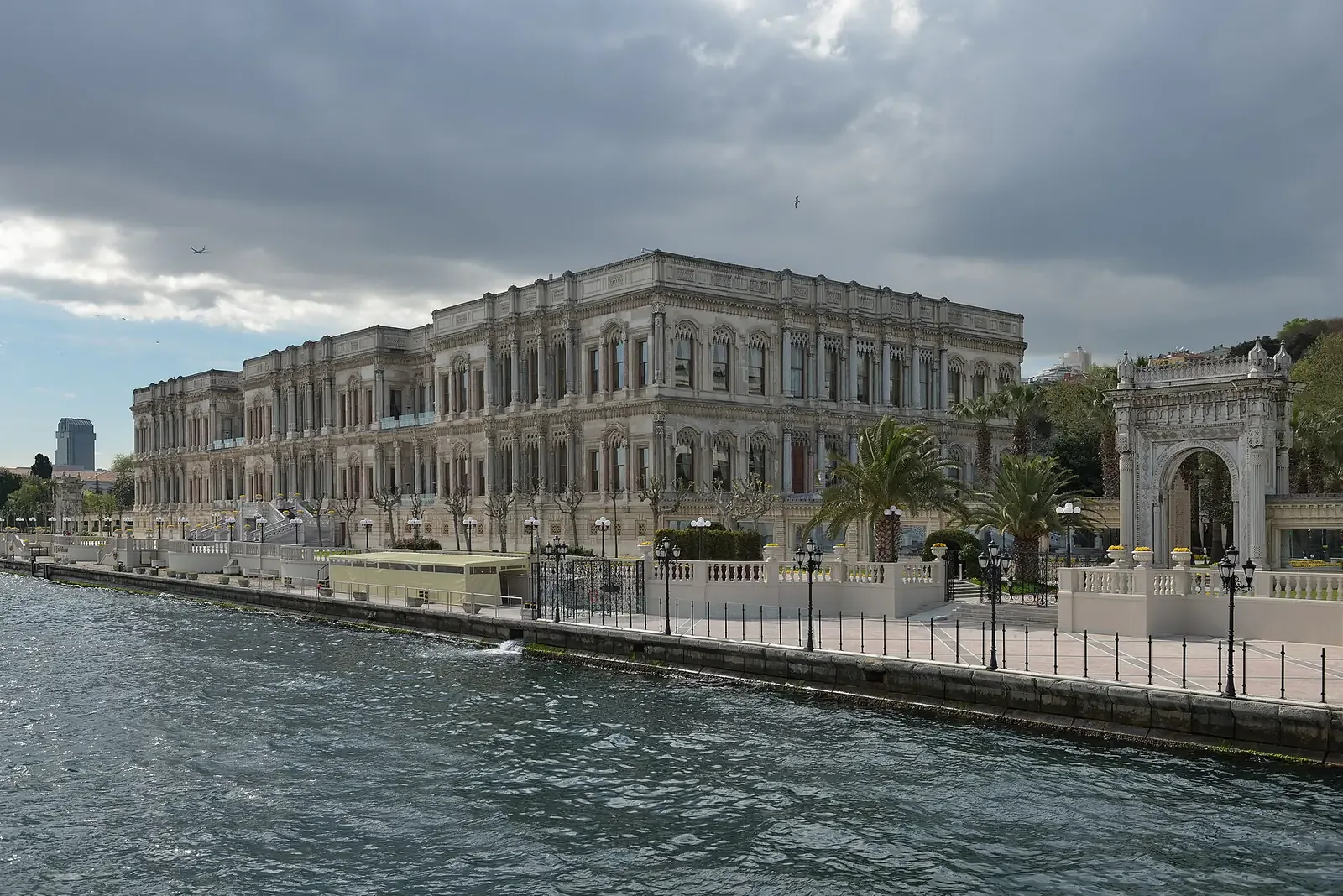 Çırağan Palace, Istanbul