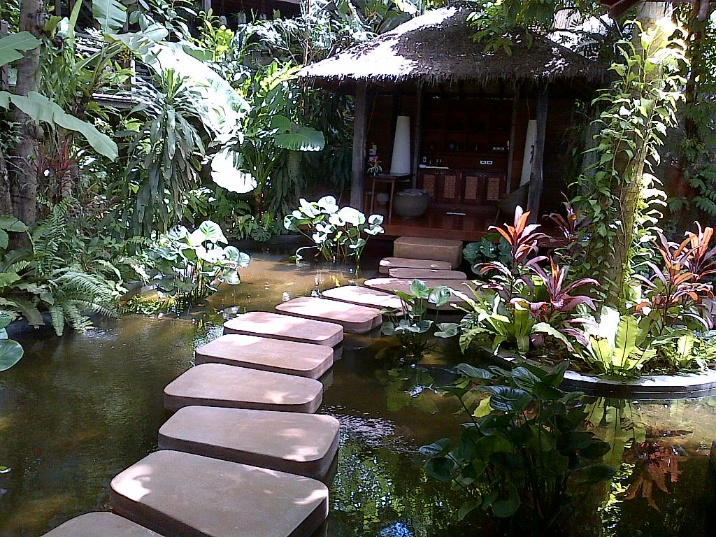 Honeymoon in Thailand inline travel story image