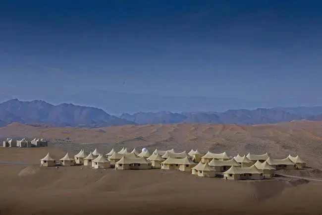 Camping in the desert - 5-star luxury variety