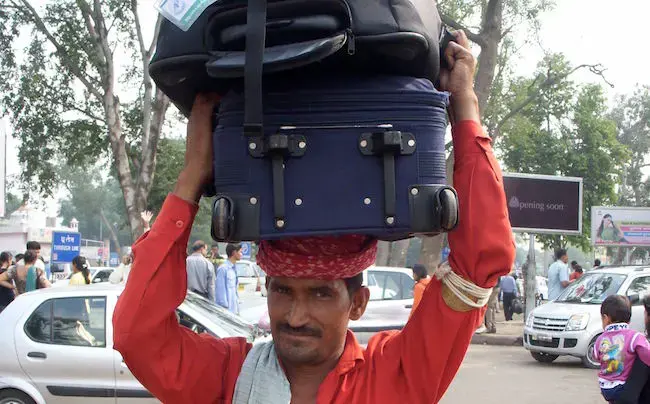 Venice to ban suitcases with noisy wheels 2