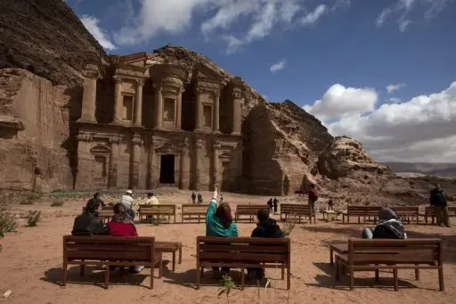 الاردن حقق 3,5 مليار دولار من السياحة بارتفاع 15% عن 2012