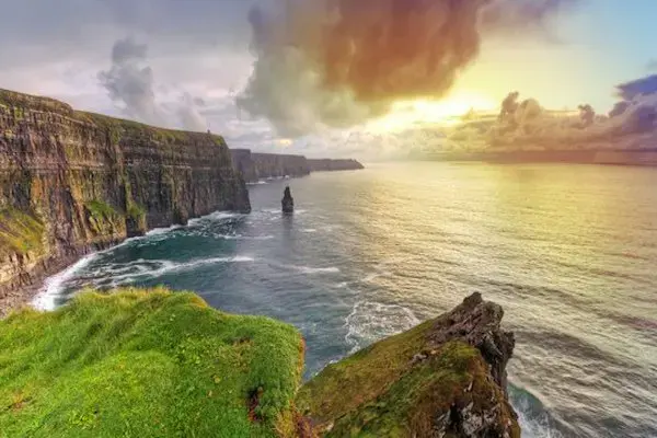 Discover Ireland..in Arabic