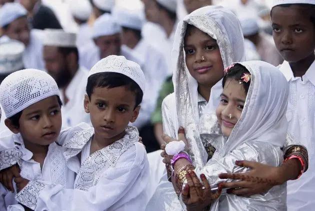 الجمعة 26 أكتوبر 2012 أول أيام عيد الأضحى