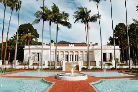 Rent ‘Scarface’ villa for the holiday