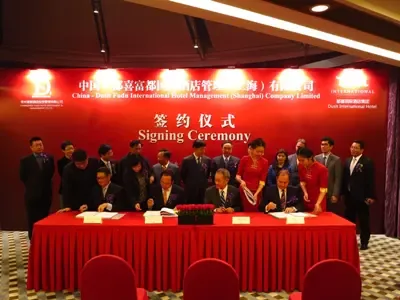 Dusit International joins forces with Changzhou Qiao Yu Group for long-term expansion in China