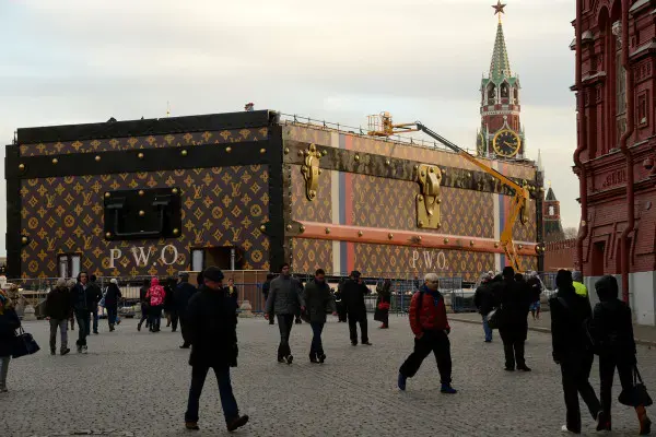 The biggest Louis Vuitton Trunk in the world