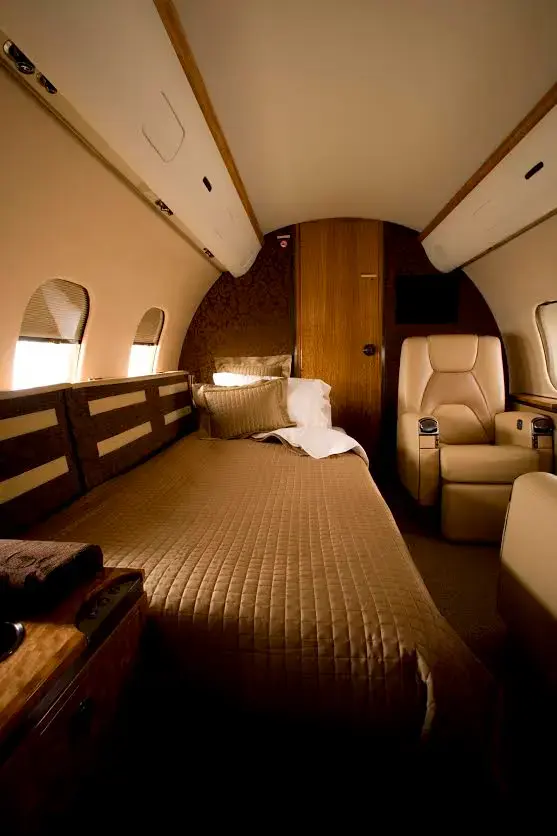 "رويال جت" تستلم طائرة من طراز بومباردييه جلوبال 5000