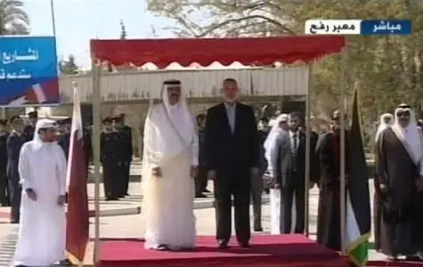 أمير قطر يصل غزة في زيارة تاريخية