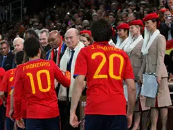 الإماراتية تخطط لتدشين المزيد من الرحلات إلى مدريد بعد فوز إسبانيا بكأس العالم