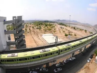 قطار المشاعر بين مكة المكرمة وجدة خلال عامين