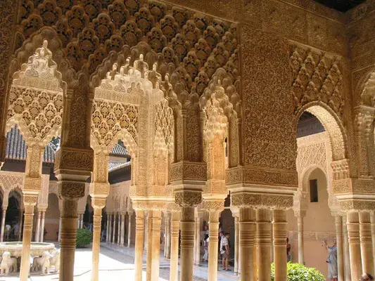 Searching for the 7 wonders of the Islamic world