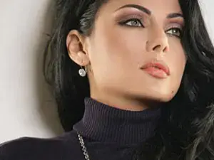 سفر هيفاء وهبي إلى لوس أنجلوس
