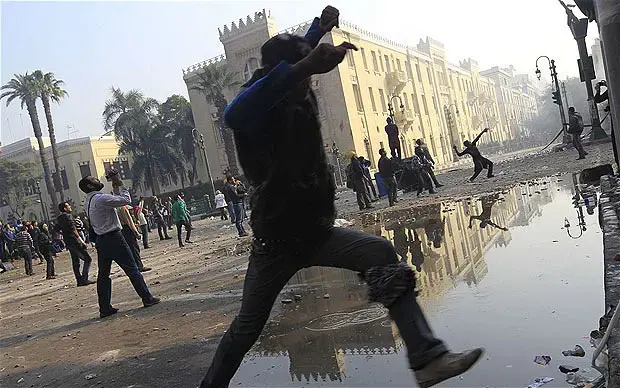 توماس كوك وتوي الألمانيتان توقفان رحلاتهما إلى مصر