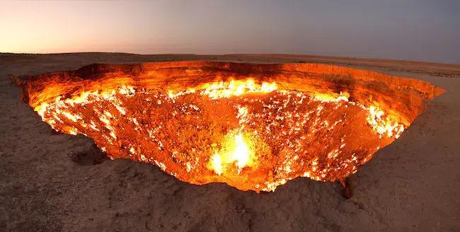 Gate to Hell: new tourist attraction in Turkmenistan