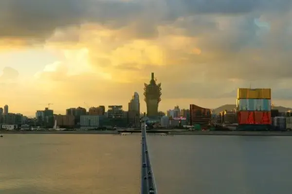 Versace to open Macau luxury hotel