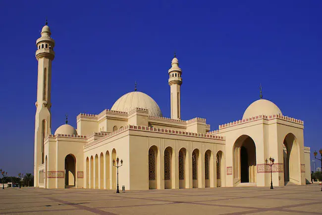 Top 8 places to see in Bahrain