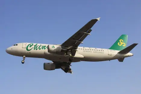 Chinese airline to start selling cars in the sky