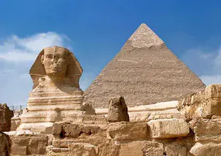 خبراء السياحة المصريين يمهلون الرئيس 100 يوم