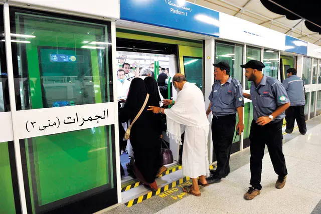 توفير مواقع تخييم للحجاج عند محطات قطار المشاعر