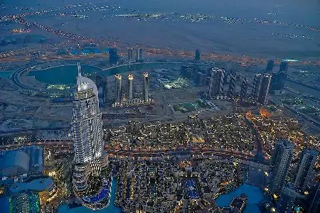تجول في برج خليفة بدبي وأنت في بيتك