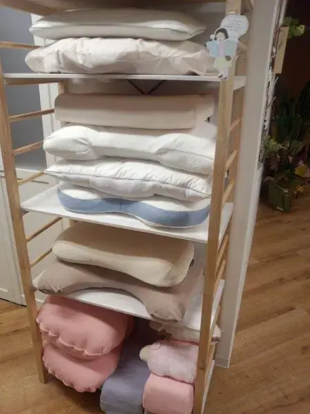 'Nap Cafe' in Tokyo caters just to women