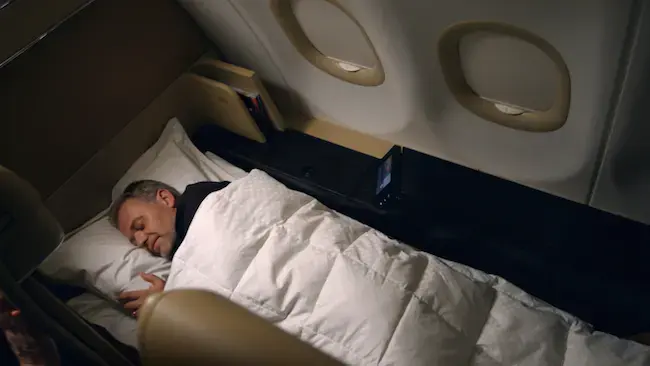 Etihad amenity kit bag and bedding win awards 2