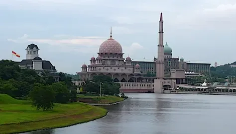 Kuala_Lumpur_A380