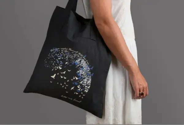 Marriot recycles bed linen to create tote bags