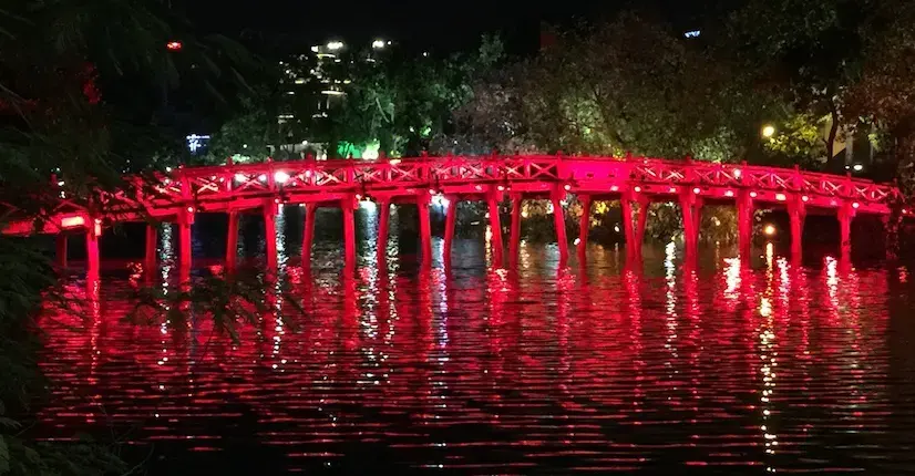 Emirates starts direct flights to Hanoi