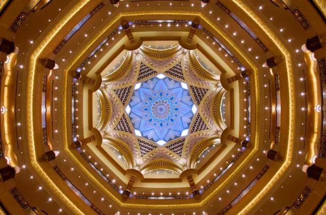 الإمارات الثانية عالمياً كوجهة للسياحة الحلال