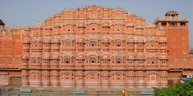 Etihad starts daily flights to Jaipur, India